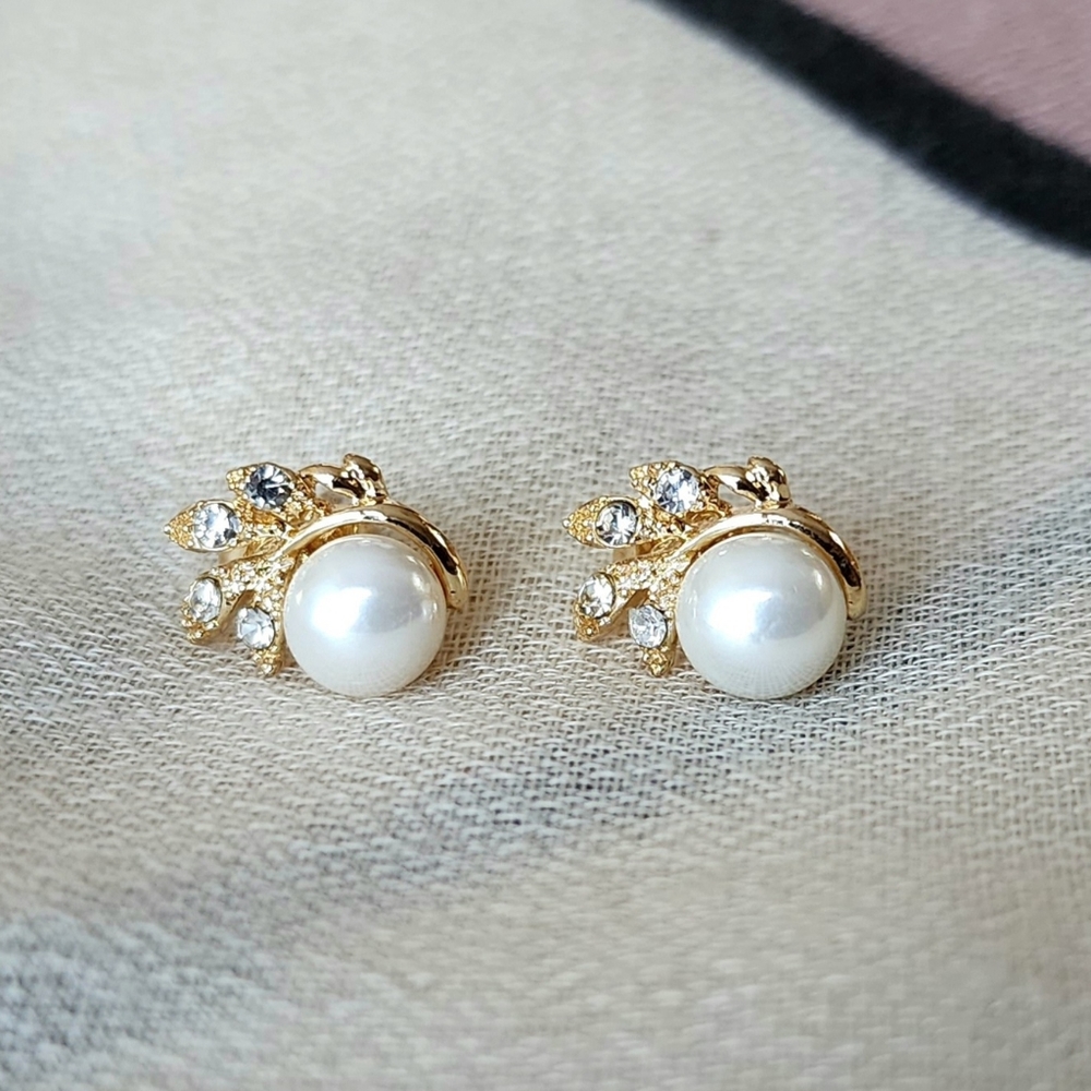 Pearl Earrings